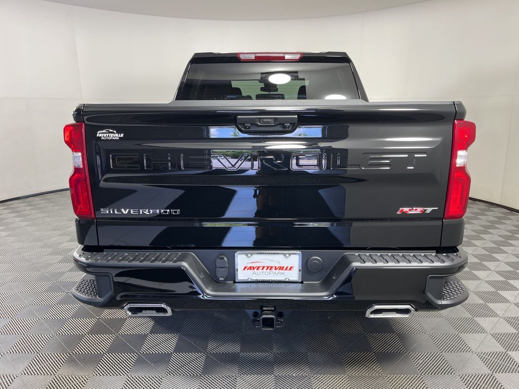 Thumbnail: 2026 Chevrolet Silverado 1500 - 4