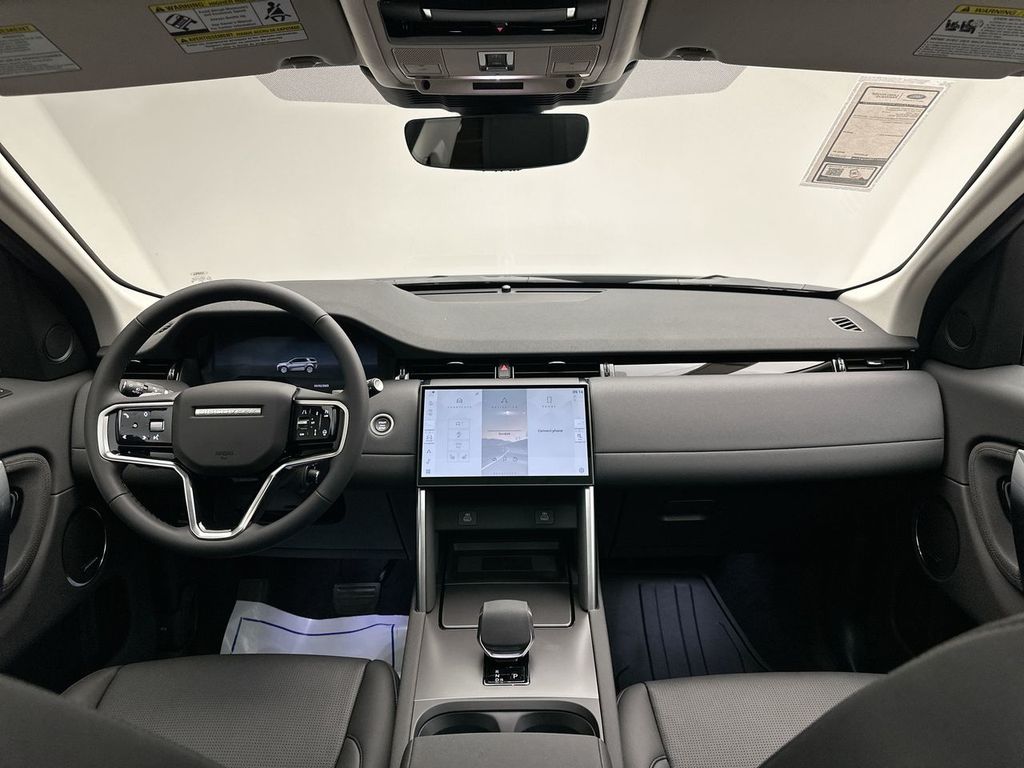 Thumbnail: 2025 Land Rover Discovery Sport - 6