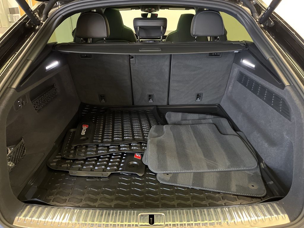 Thumbnail: 2024 Audi SQ8 - 27