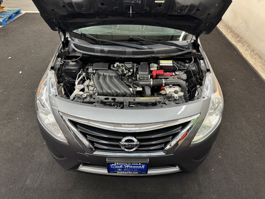 2019 Nissan Versa 1.6 SV