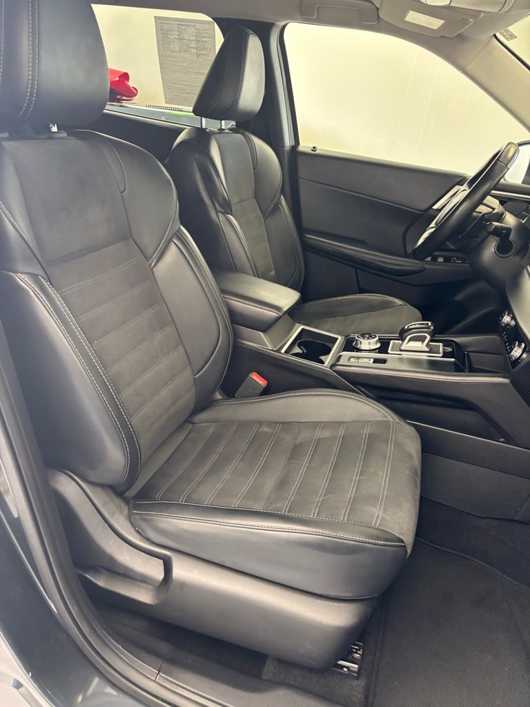 Used 2024 Mitsubishi Outlander SUV