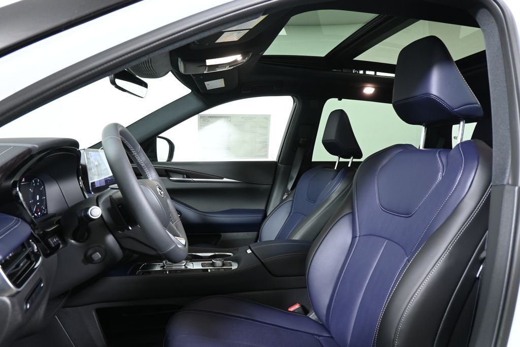 Thumbnail: 2026 INFINITI QX60 - 13