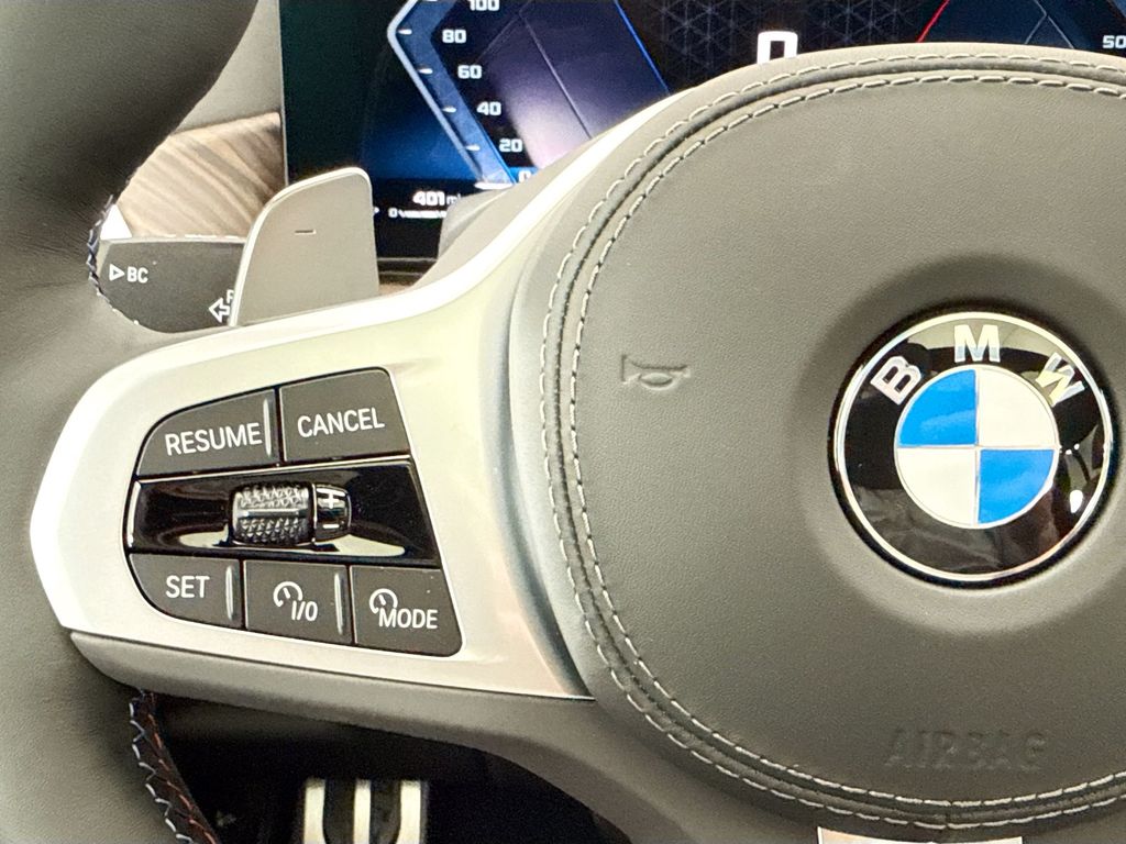 Thumbnail: 2026 BMW X5 - 11