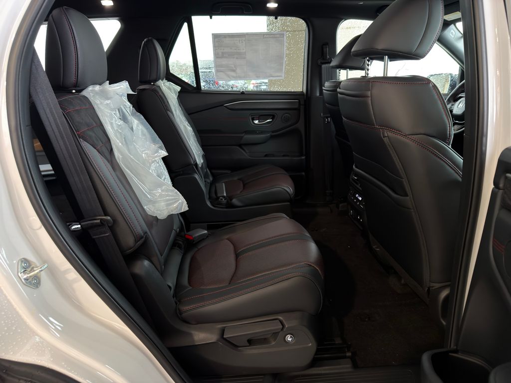 Thumbnail: 2026 Honda Pilot - 23
