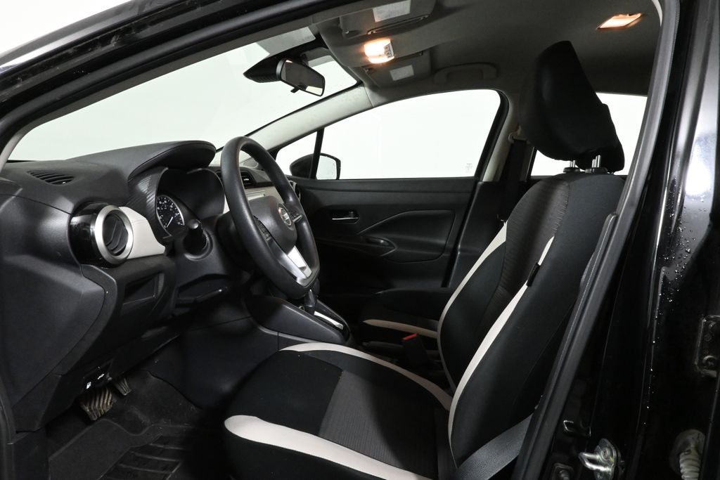 2020 Nissan Versa 1.6 SV 3