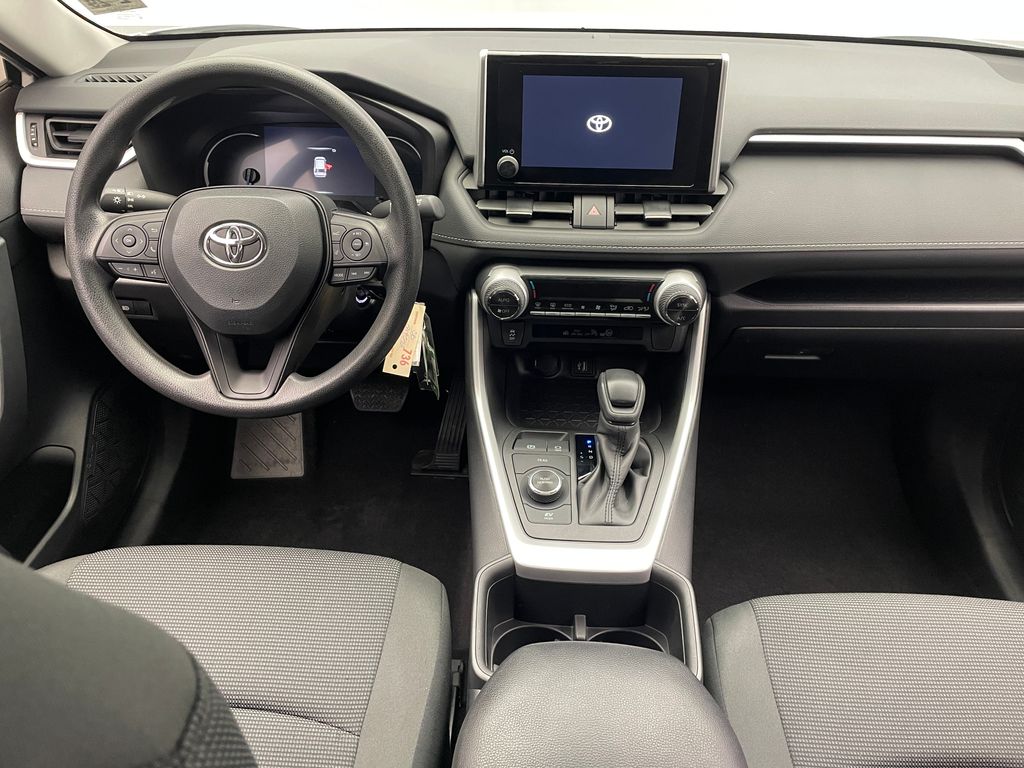 Thumbnail: 2024 Toyota RAV4 - 18