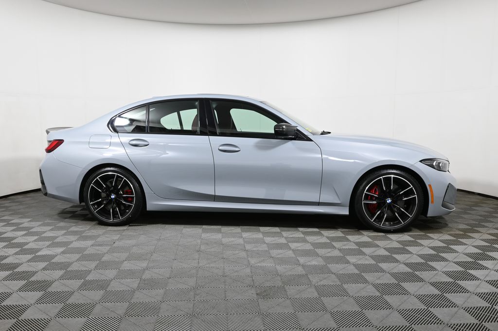 Thumbnail: 2024 BMW 3 Series - 8