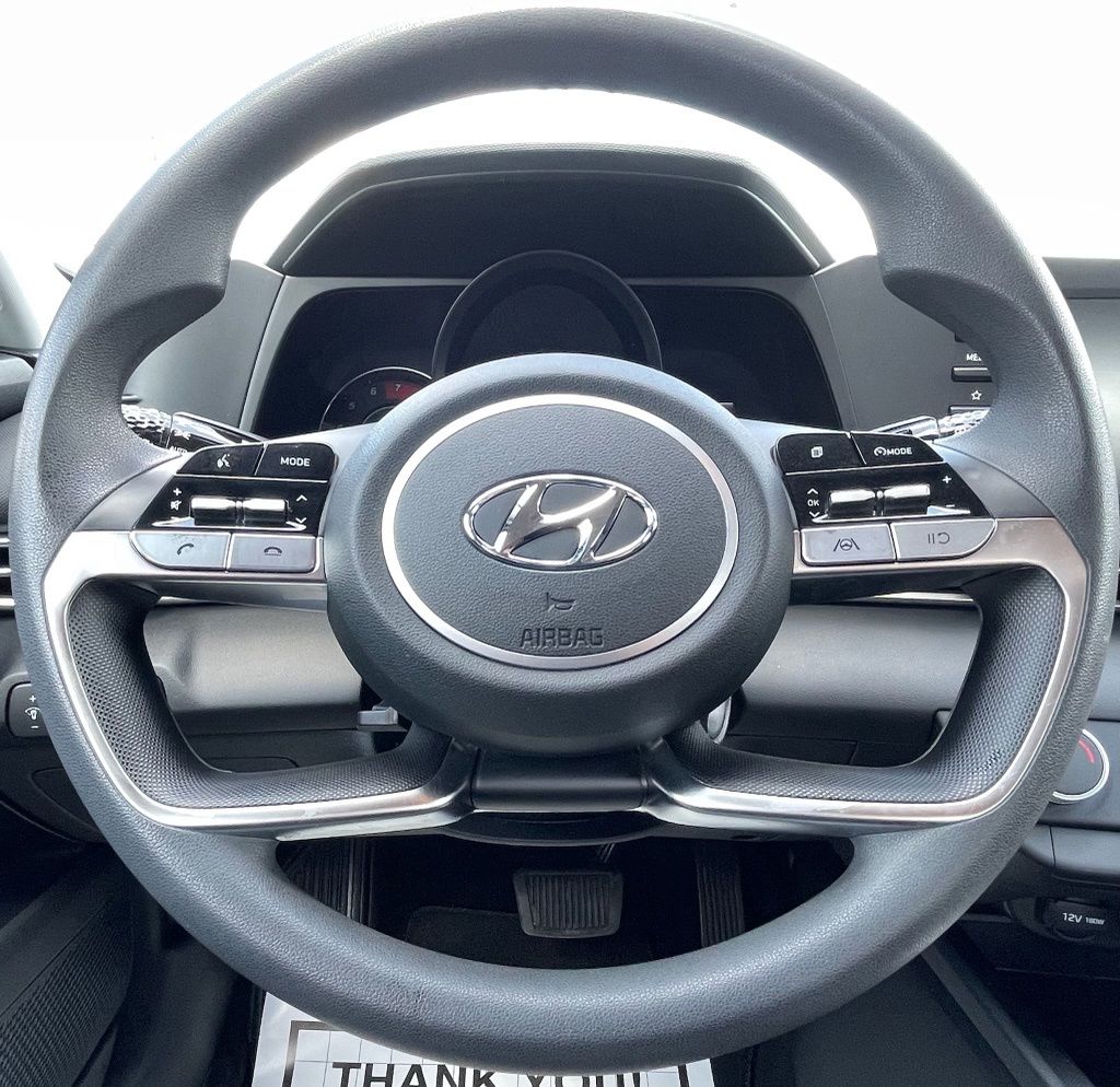 2022 Hyundai Elantra SE Red at DeMontrond Auto Country
