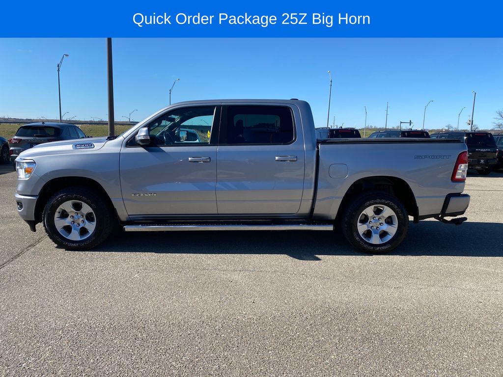 View vehicle photo 3