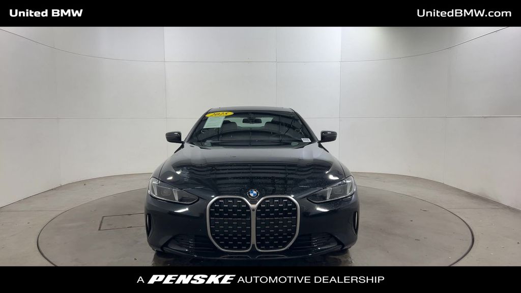 Thumbnail: 2025 BMW 4 Series - 3