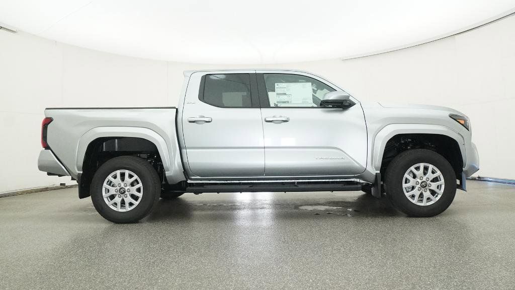 Thumbnail: 2025 Toyota Tacoma - 8