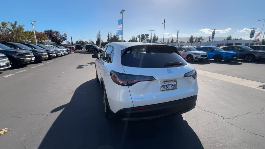 Thumbnail: 2026 Honda HR-V - 7