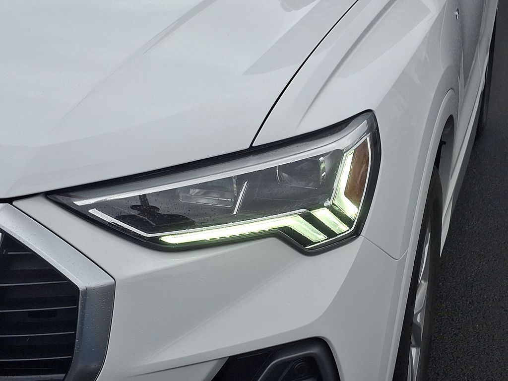 2024 Audi Q3  6