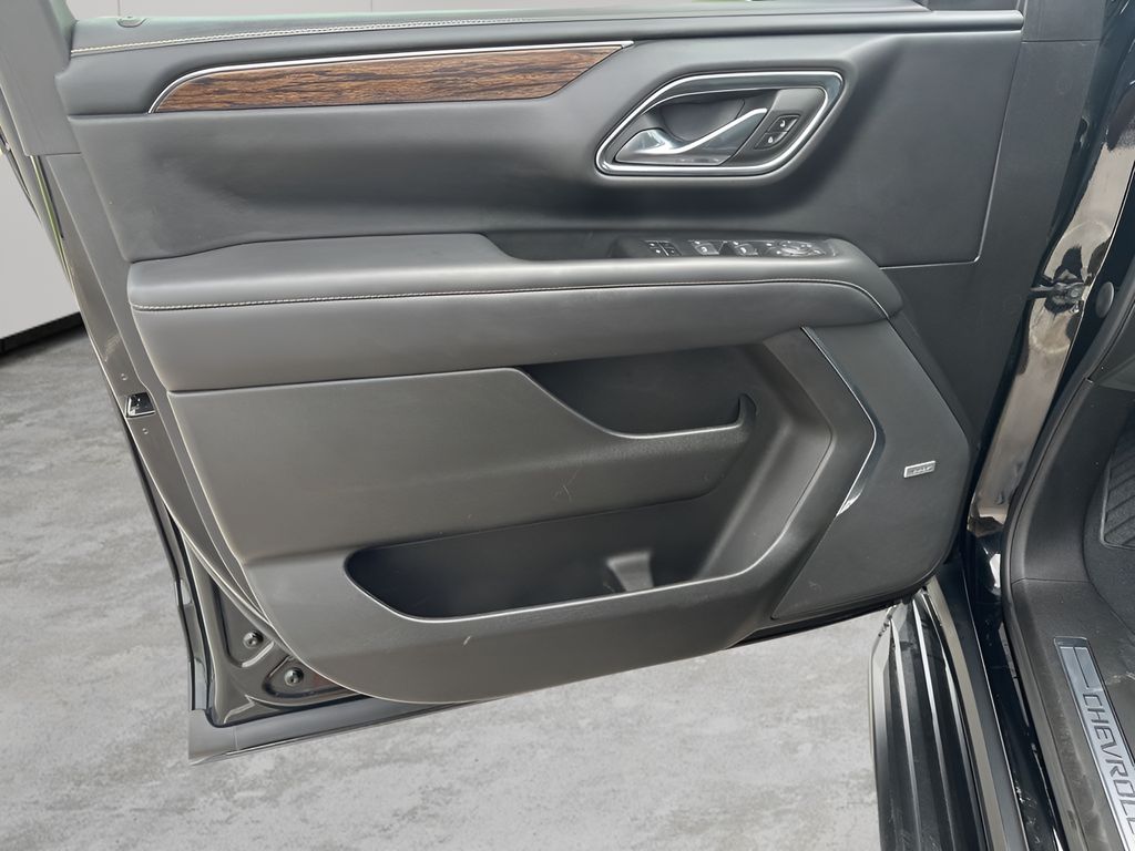 Used Car 2023 Chevrolet Suburban  Premier For Sale Under $60,000 In Austin, Texas