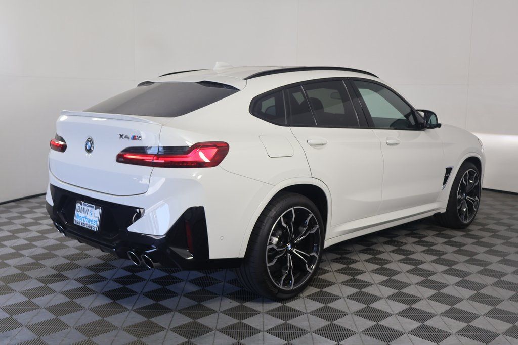 2025 BMW X4 M 2