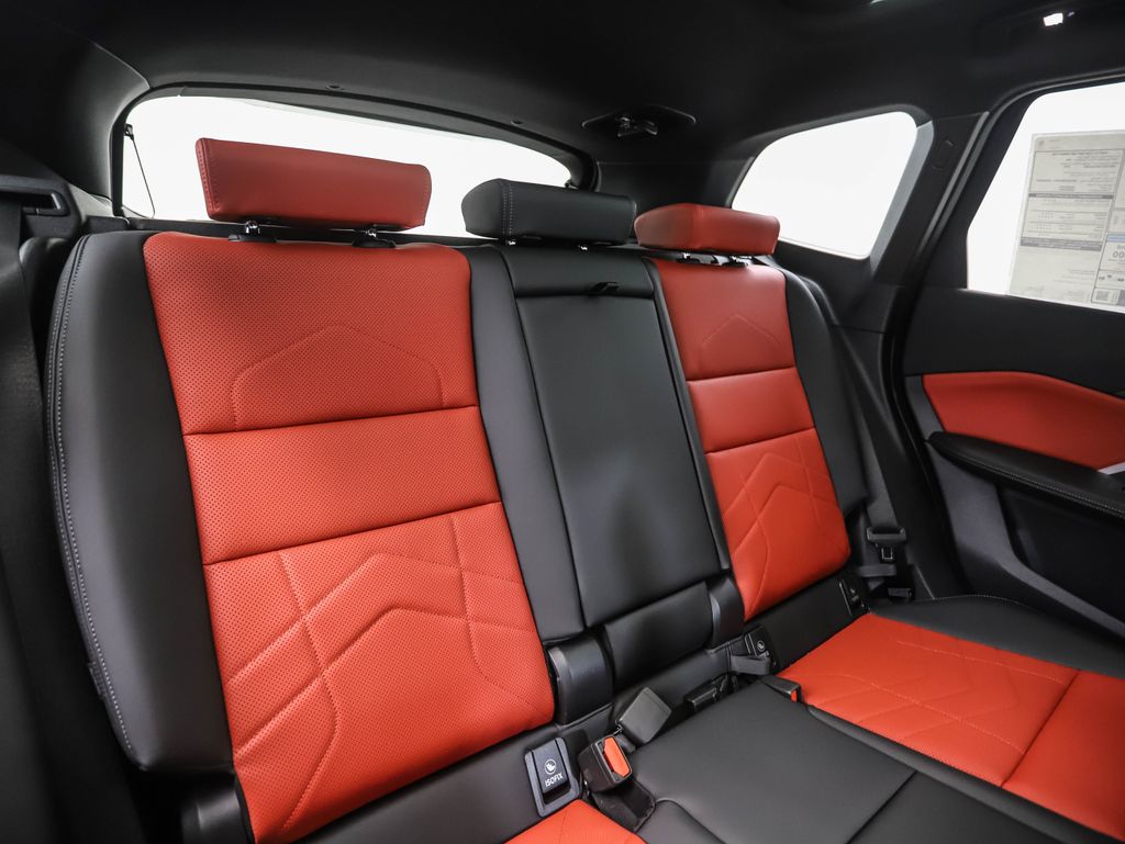 2025 BMW X1 xDrive28i 26