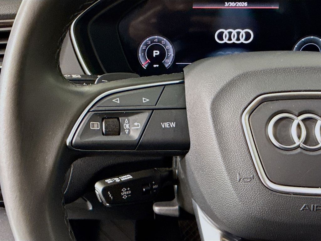 Thumbnail: 2023 Audi Q5 - 11