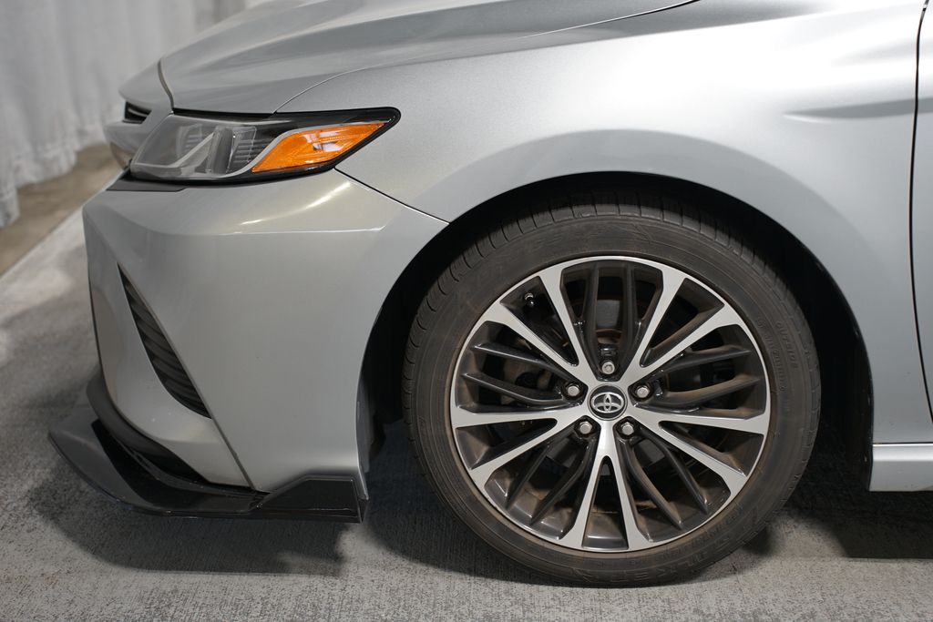 2018 Toyota Camry SE 5