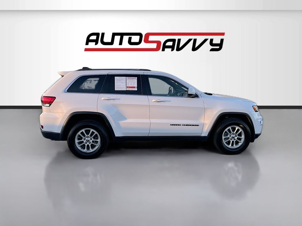 Used 2020 White Jeep Laredo E image 8