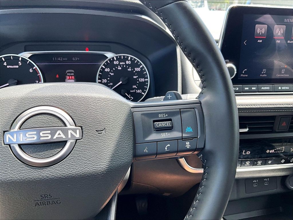 2025 Nissan Rogue — photo 23