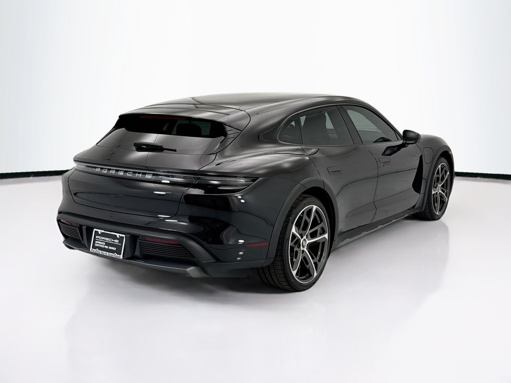 Thumbnail: 2022 Porsche Taycan - 7