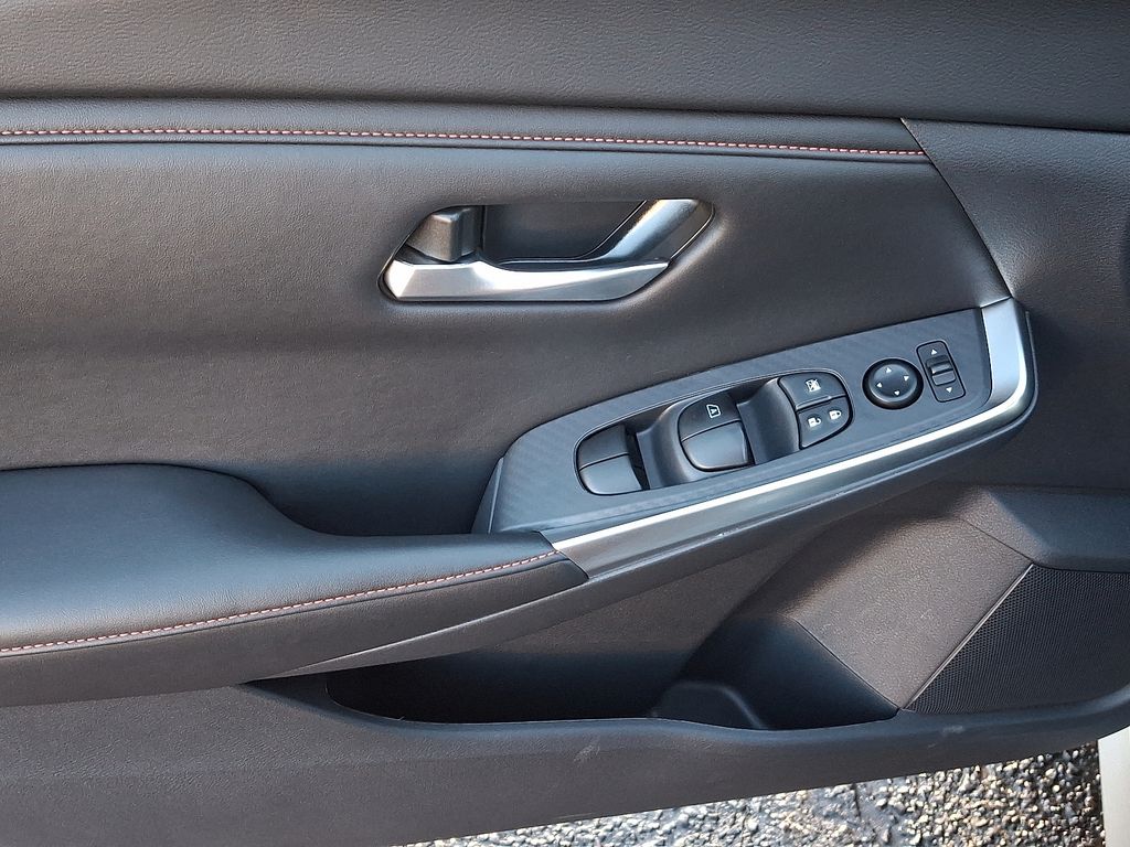 Thumbnail: 2025 Nissan Sentra - 13