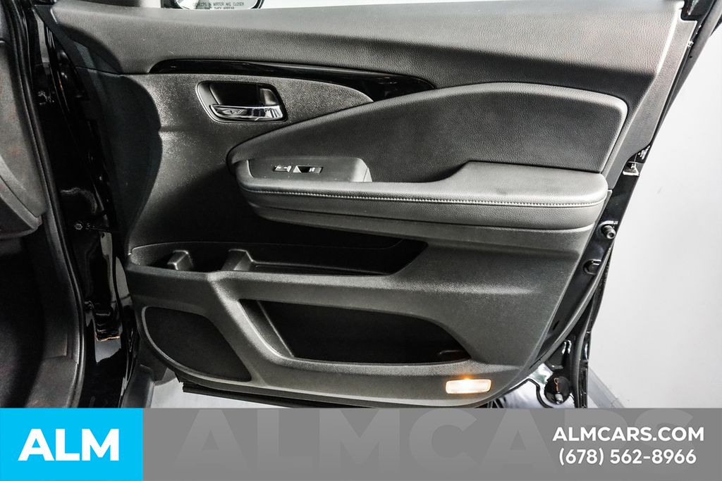 Used 2021 Black Honda Touring image 36
