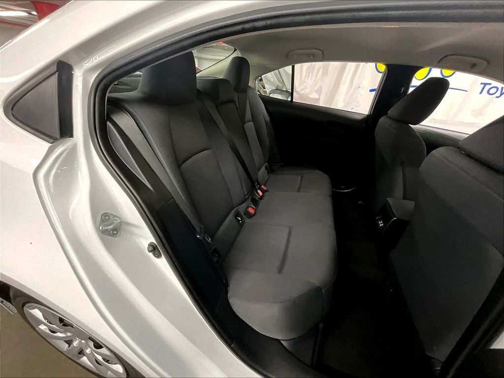 2023 Toyota Corolla — photo 16
