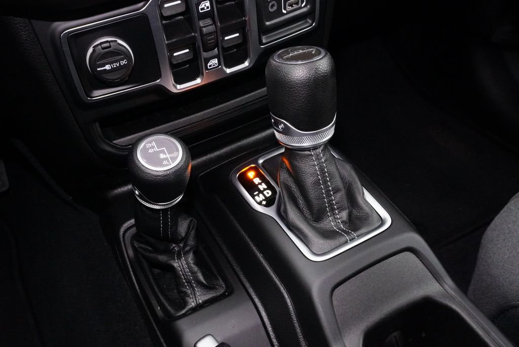 Used Car 2025 Jeep Gladiator  Sport S For Sale Under $40,000 In Weatherford, Texas