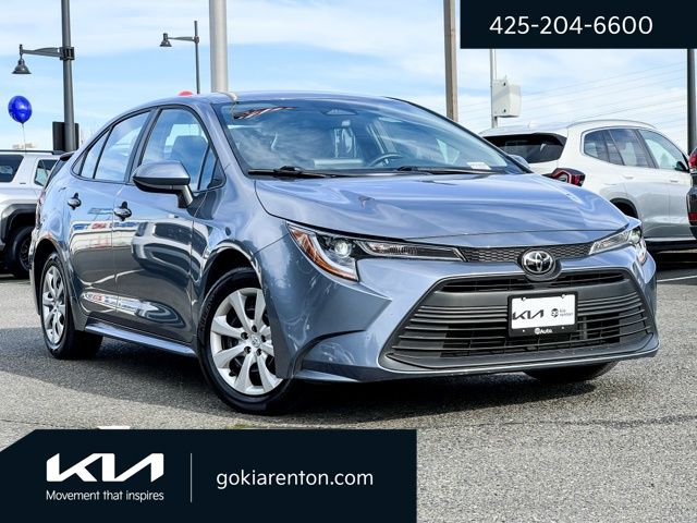 2025 Toyota Corolla LE FWD