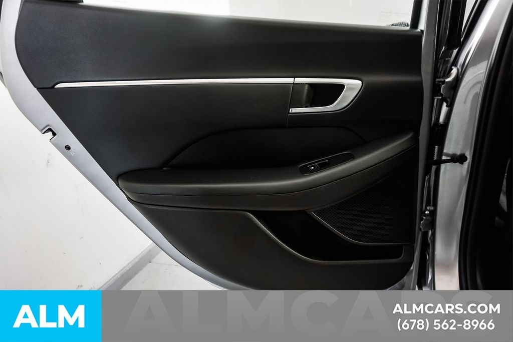 Used 2020 Silver Hyundai SEL image 48
