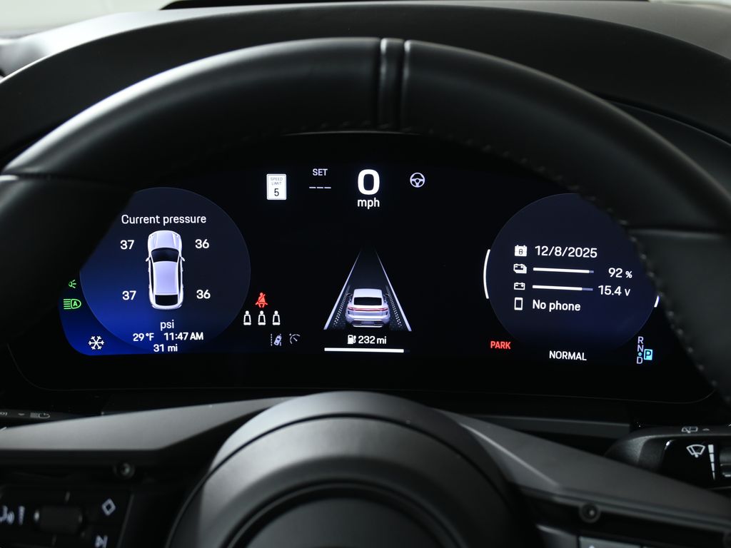 Thumbnail: 2025 Porsche Macan - 20