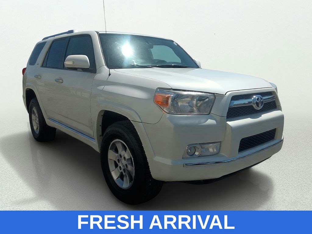 White (Blizzard Pearl) 2013 Toyota 4Runner SUV / Crossover Four-Wheel Drive 5-Speed Automatic Overdrive