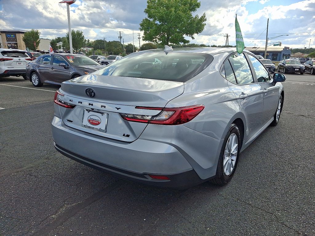 Thumbnail: 2025 Toyota Camry - 6