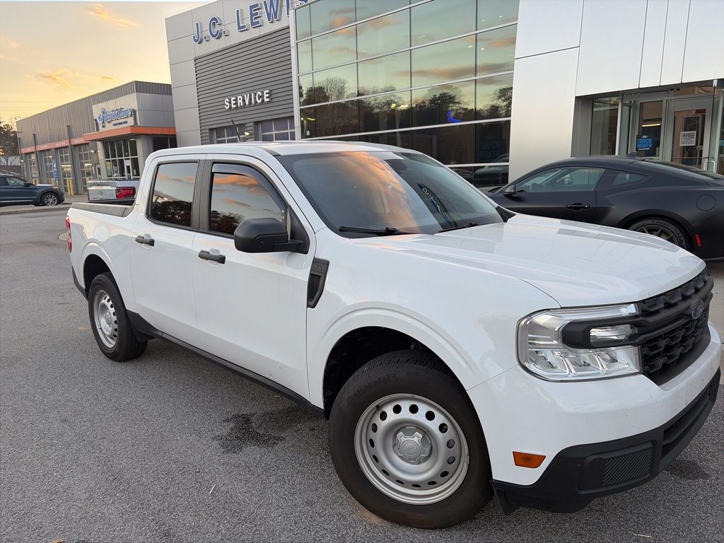 2024 Ford Maverick XL