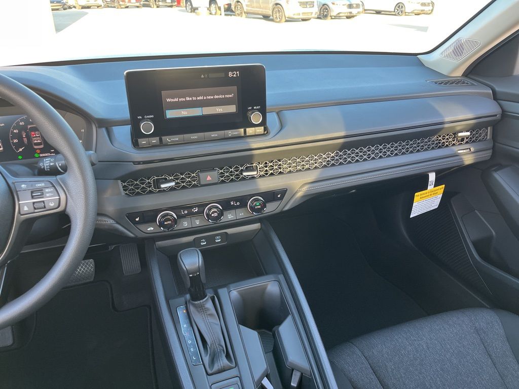 Thumbnail: 2025 Honda Accord - 9