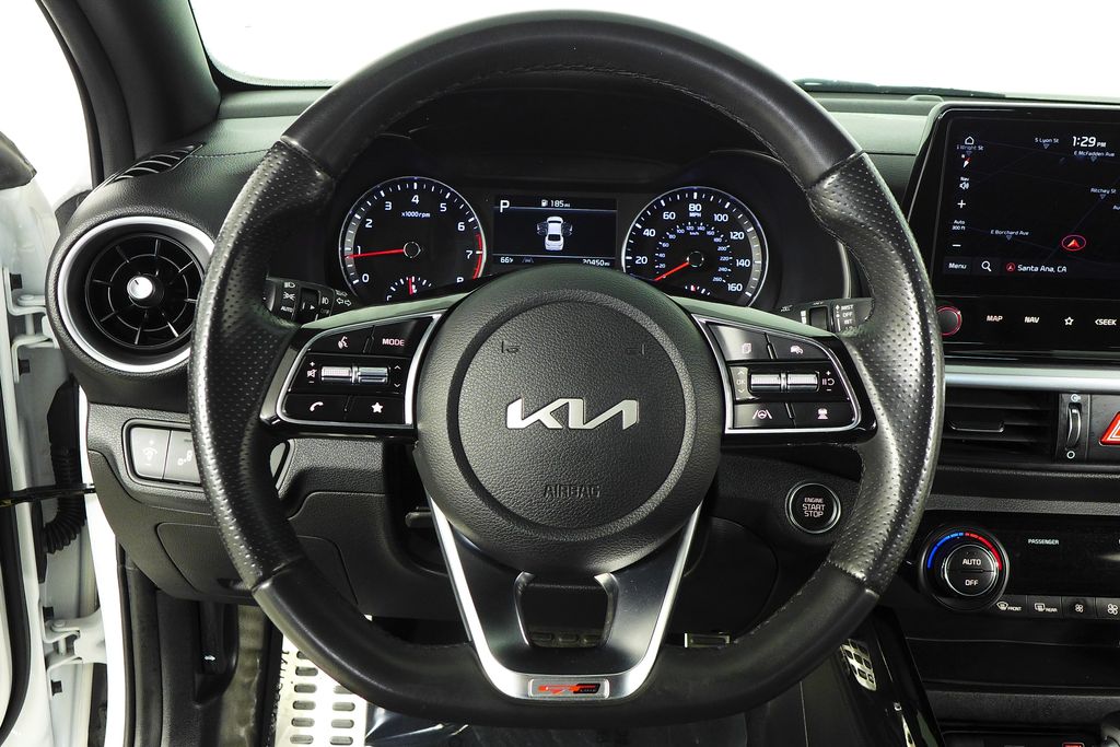 Thumbnail: 2024 Kia Forte - 25