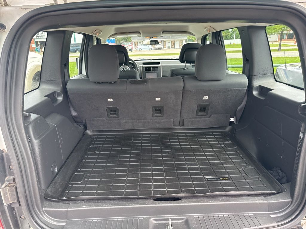 2012 Bright White Clearcoat Jeep Liberty Sport 4X4 SUV