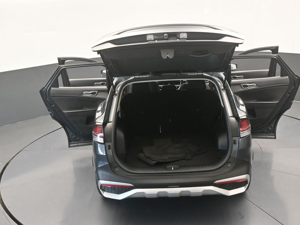 Used 2024 Gravity Gray Kia LX image 60