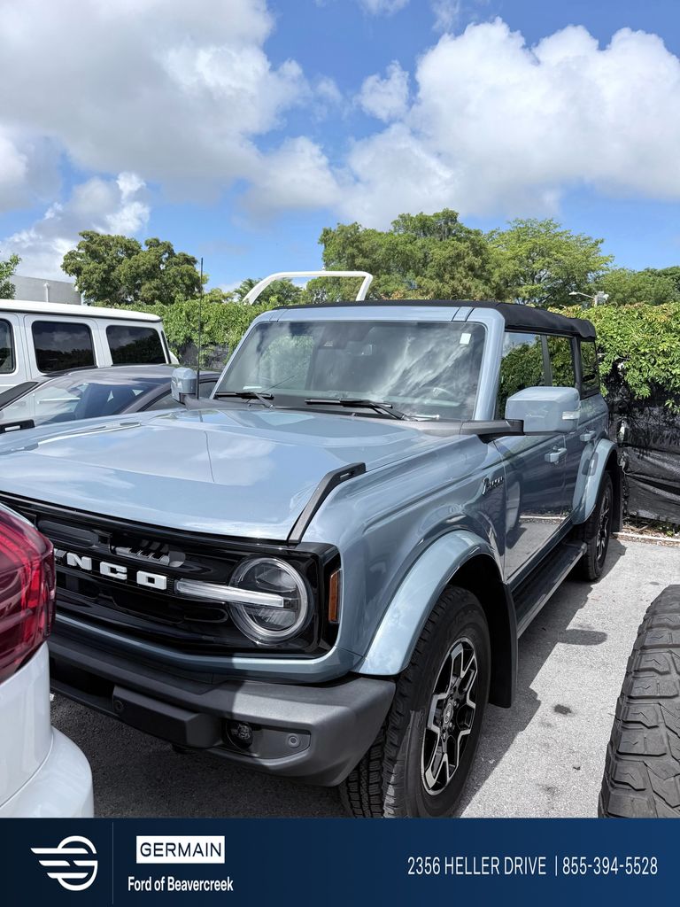 2023 Ford Bronco Base