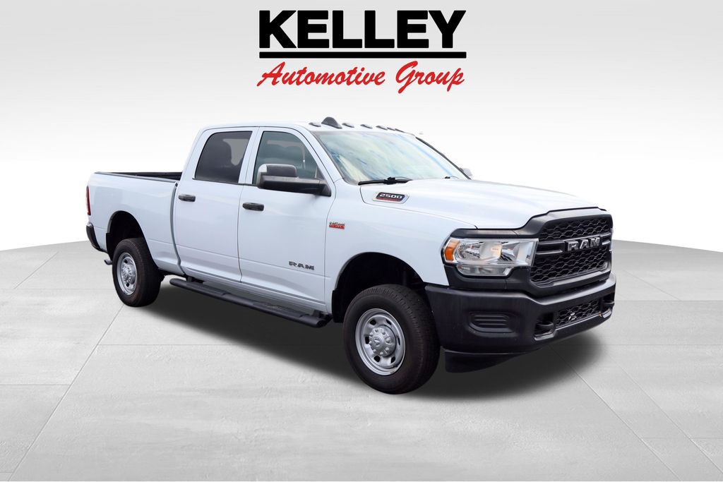 Bright White Clearcoat 2022 RAM 2500 Pickup Truck Four-Wheel Drive 8-Speed Automatic