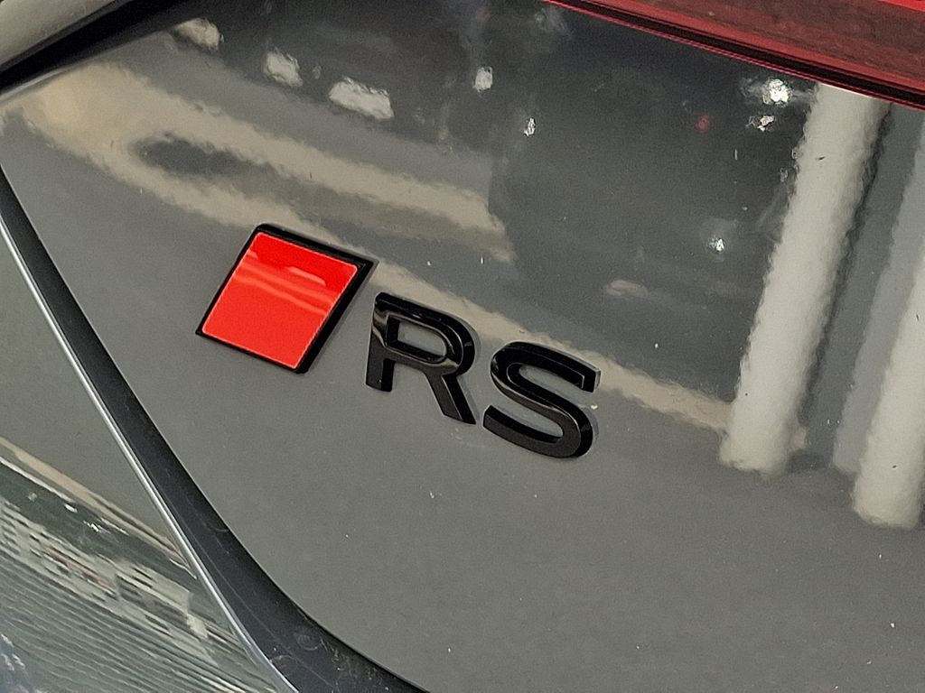 Thumbnail: 2025 Audi RS e-tron GT - 28