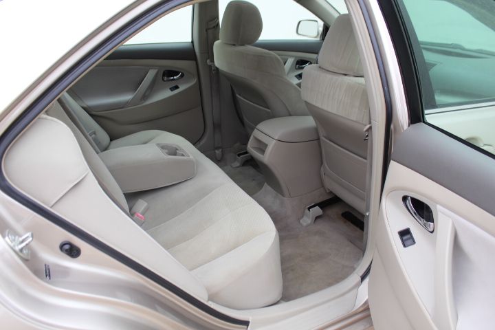 Used Car 2007 Toyota Camry  Base Ce For Sale Under $10,000 In Georgetown, Texas