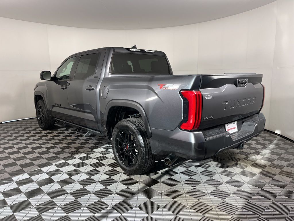 Thumbnail: 2024 Toyota Tundra - 3