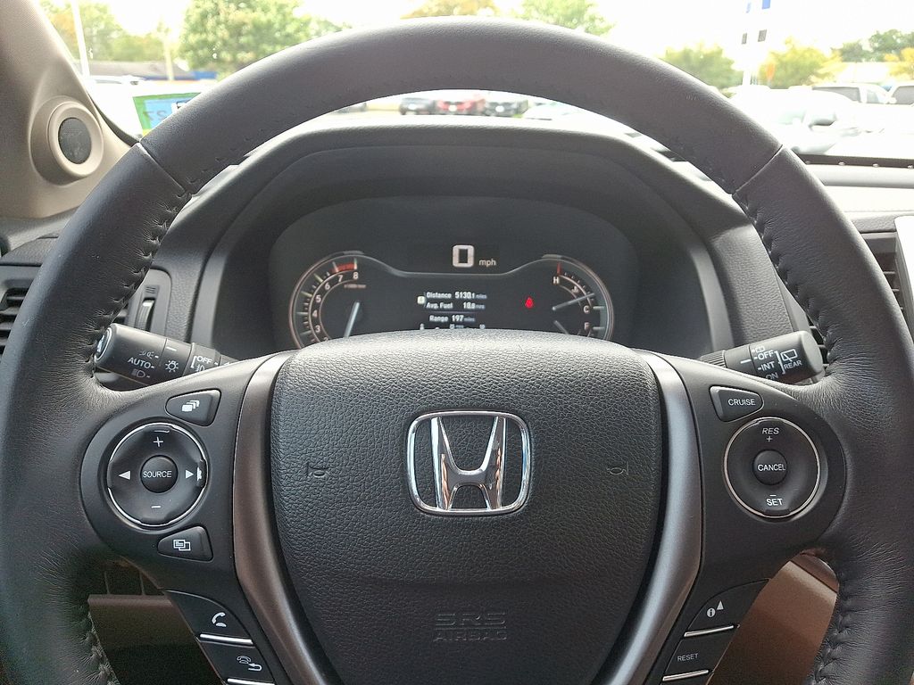 Thumbnail: 2016 Honda Pilot - 20