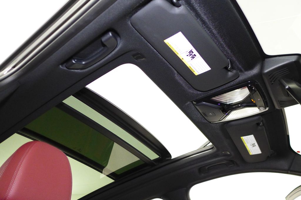 Thumbnail: 2022 BMW X3 - 18