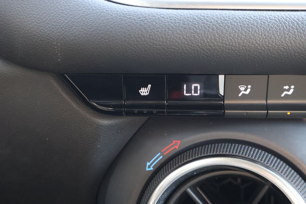 Thumbnail: 2021 Chevrolet Blazer - 18