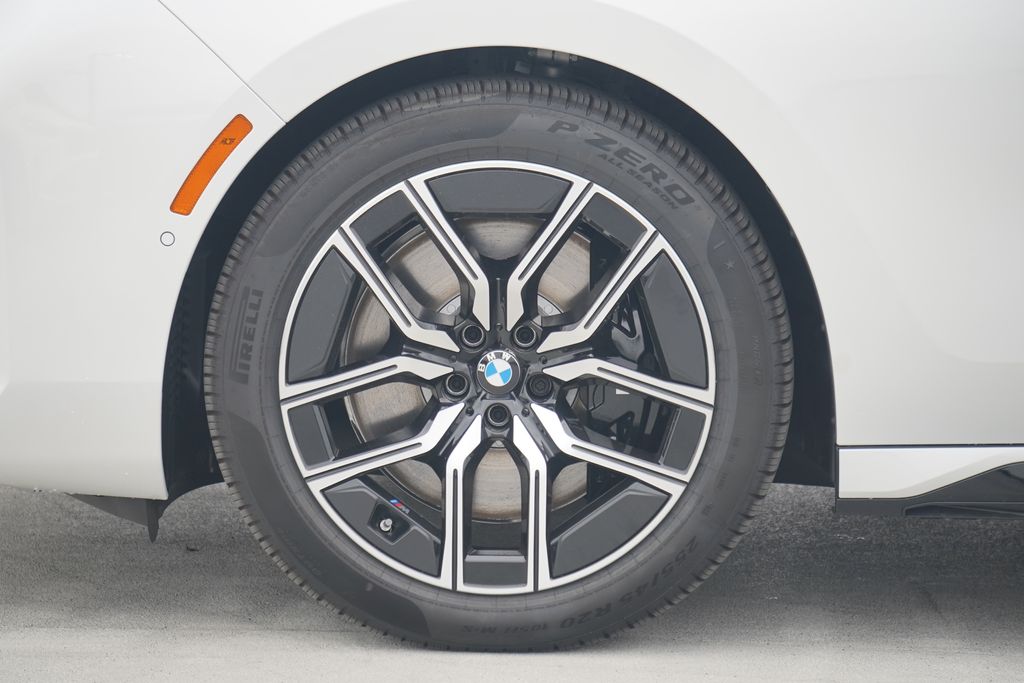 Thumbnail: 2026 BMW 7 Series - 5
