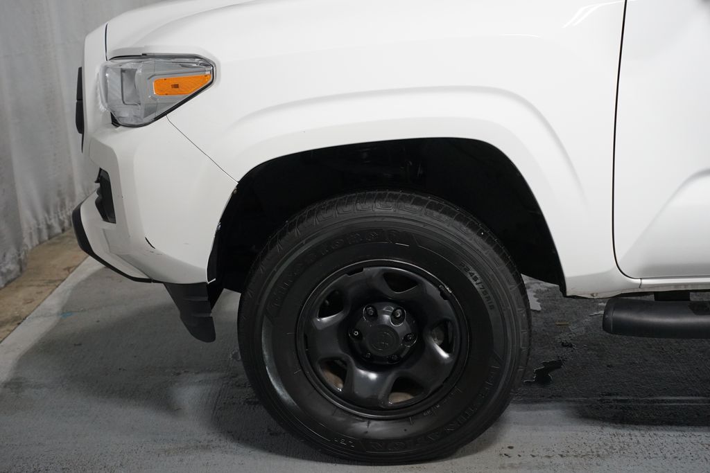 Thumbnail: 2023 Toyota Tacoma - 5