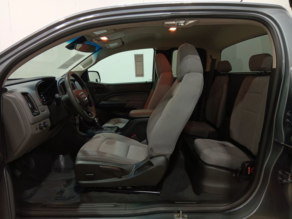 2022 GMC Canyon 4WD Extended Cab Elevation Standard